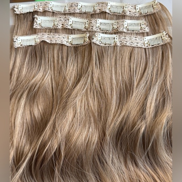 Light ash Brown Hair Extensions - Clip in - Picture 5 of 5